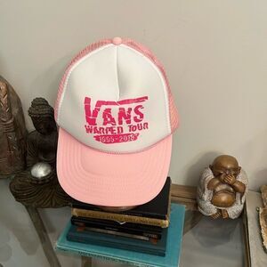 Van’s Warped Tour 1995-2018 pink and white mesh w rope trucker SnapBack.